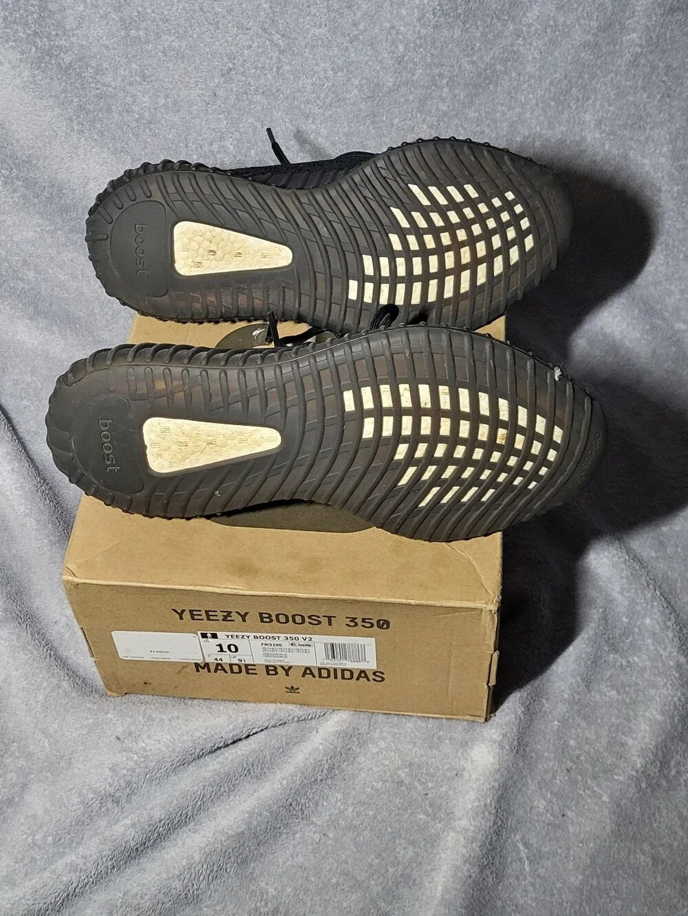 Adidas Yeezy Boost 350 V2 